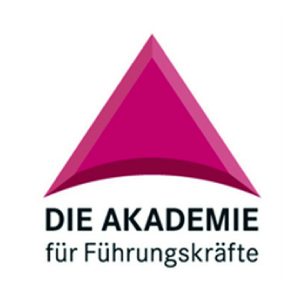 Logo der Akademie für Führungskräfte der Wirtschaft, Schulreferenz von mr. mac's party team