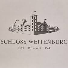 mrmac Party Team Partner Logo von Schloss Weitenburg